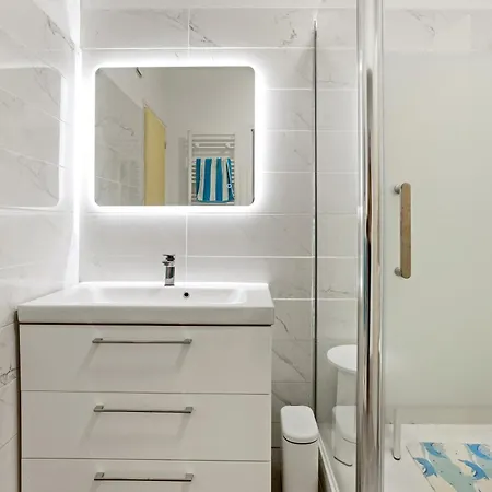 Apartment Centre Parking 2 Min Gare Saint-Raphael (Var)